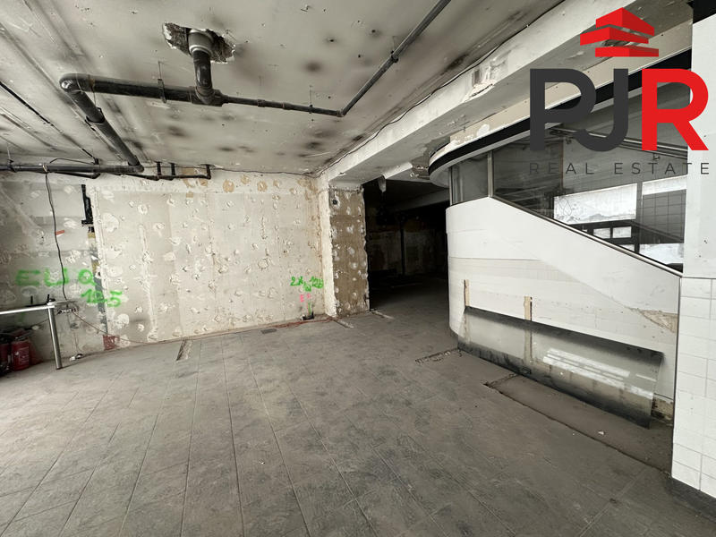 Local commercial - 549 m²