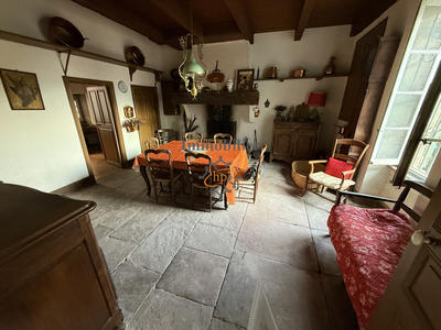 Maison - 200 m² - 5 pièces