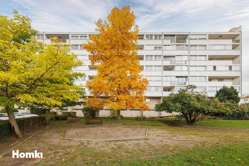 Appartement - 140 m² - 5 pièces