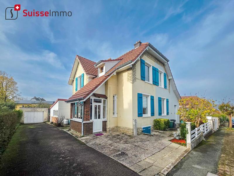 Maison - 140 m² - 6 pièces
