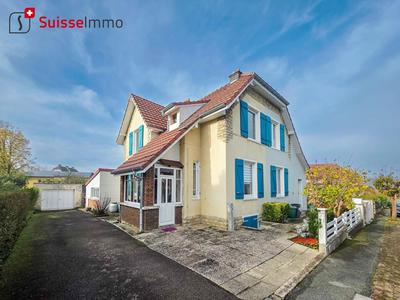 Maison - 140 m² - 6 pièces
