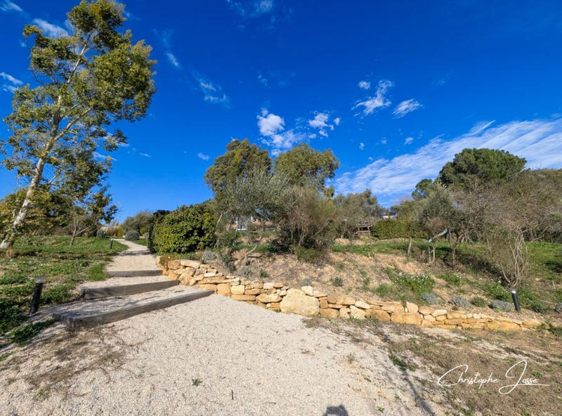 Villa - 231 m² - 5 pièces