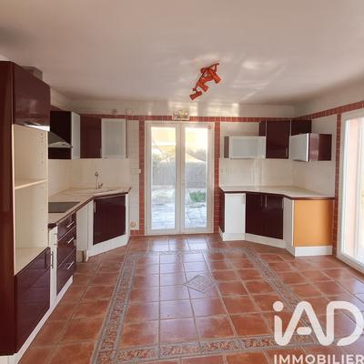 Maison - 177 m² - 6 pièces