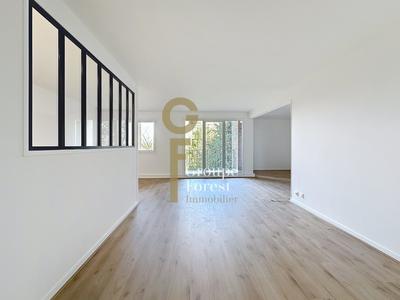 Appartement - 90 m² - 4 pièces