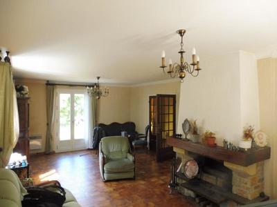 Maison - 97 m² - 5 pièces