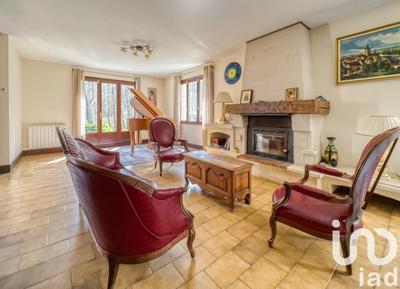 Maison - 180 m² - 6 pièces