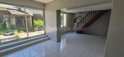 Maison - 91 m² - 4 pièces