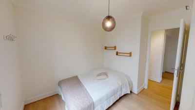 Chambre - 10 m² - 5 pièces