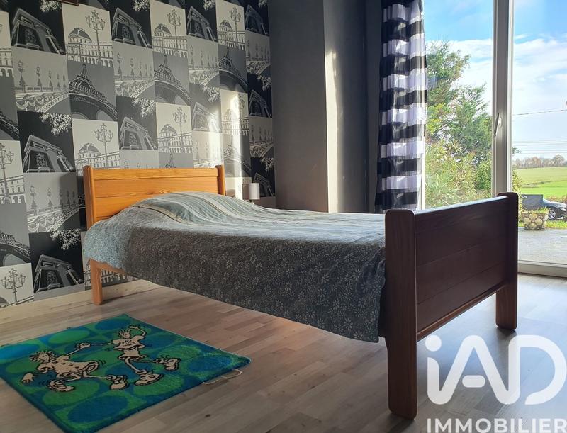 Maison - 255 m² - 12 pièces