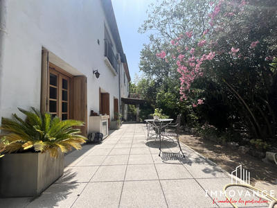 Maison - 171 m² - 8 pièces