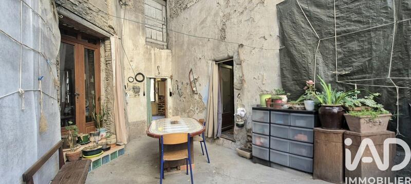 Maison - 82 m² - 10 pièces