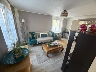 Maison - 111 m² - 4 pièces