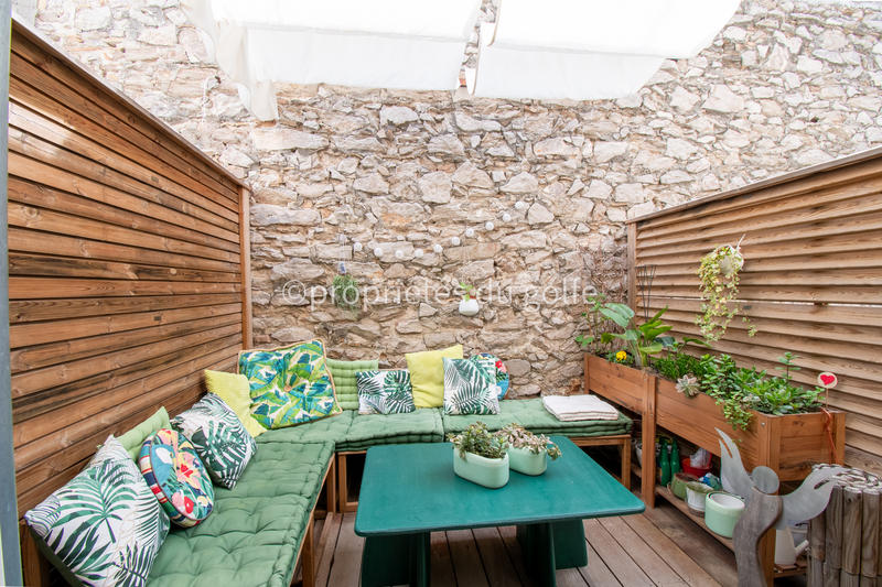 Appartement - 98 m² - 3 pièces