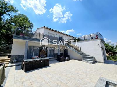 Maison - 165 m² - 7 pièces