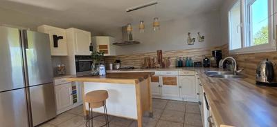 Maison - 213 m² - 6 pièces