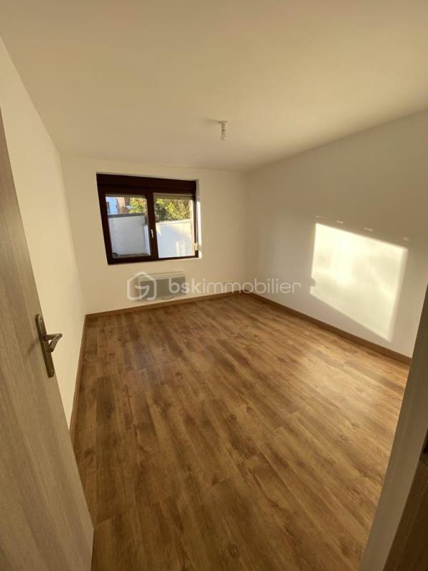 Maison - 219 m² - 10 pièces