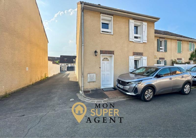 Maison - 96 m² - 5 pièces