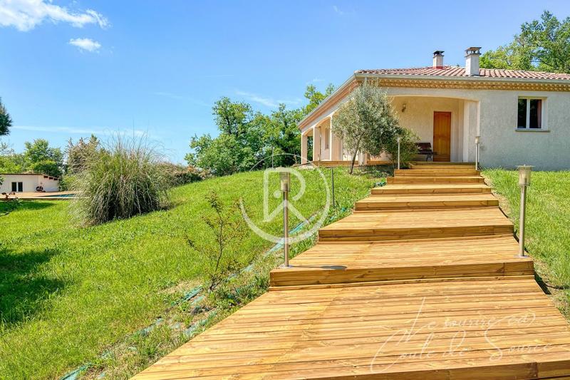 Villa - 223 m² - 7 pièces