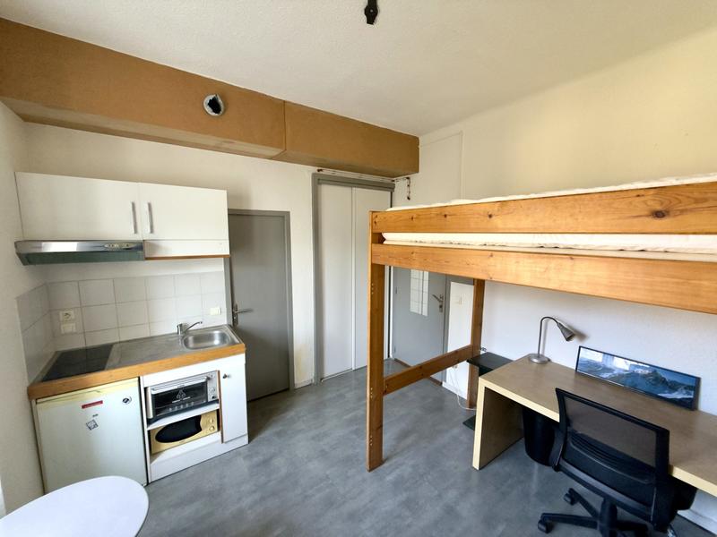 Appartement - 15 m² - 1 pièce