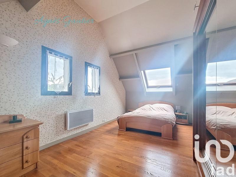 Maison - 131 m² - 8 pièces