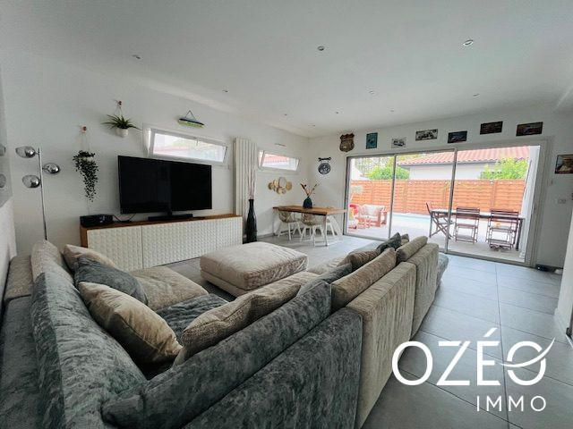 Maison contemporaine - 120 m² - 4 pièces