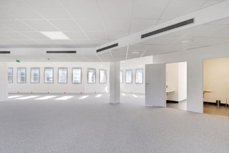 Bureau - 580 m²