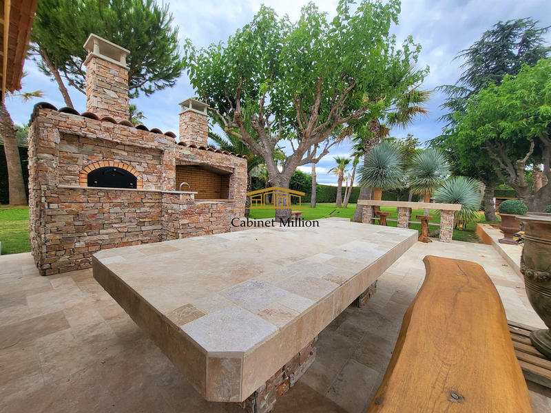 Mas - 150 m² - 6 pièces