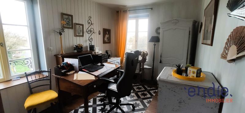 Maison - 183 m² - 6 pièces