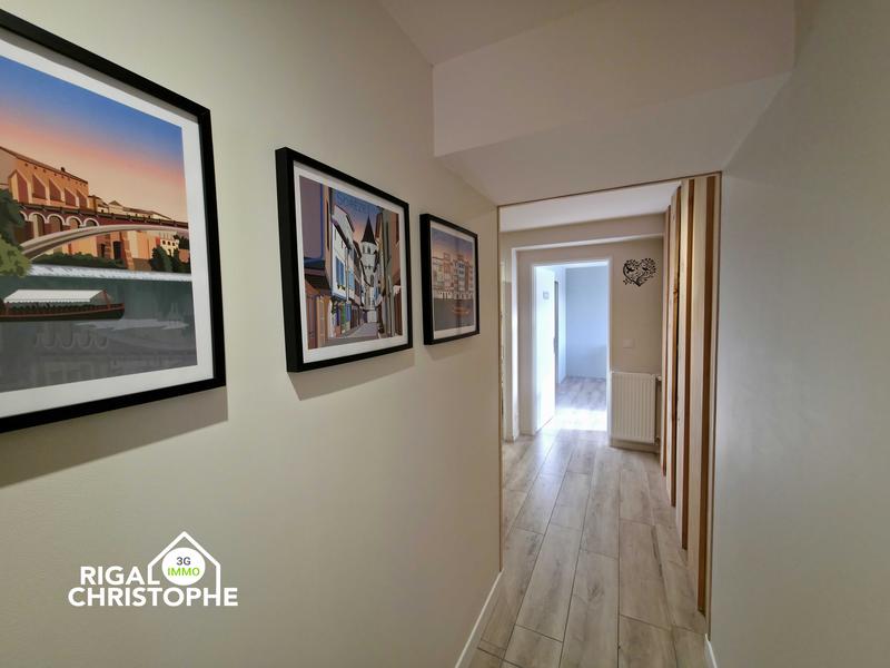 Maison - 200 m² - 9 pièces