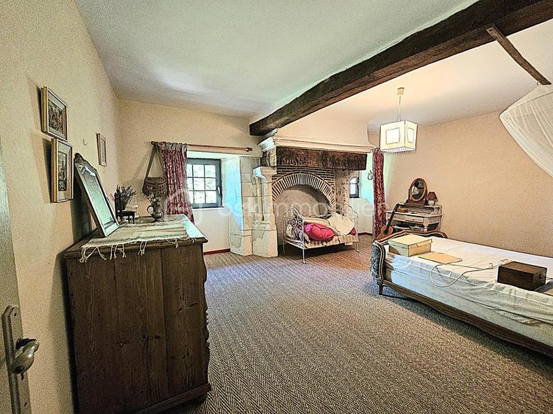 Maison ancienne - 260 m² - 8 pièces