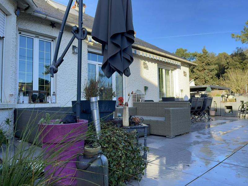 Villa - 265 m² - 8 pièces