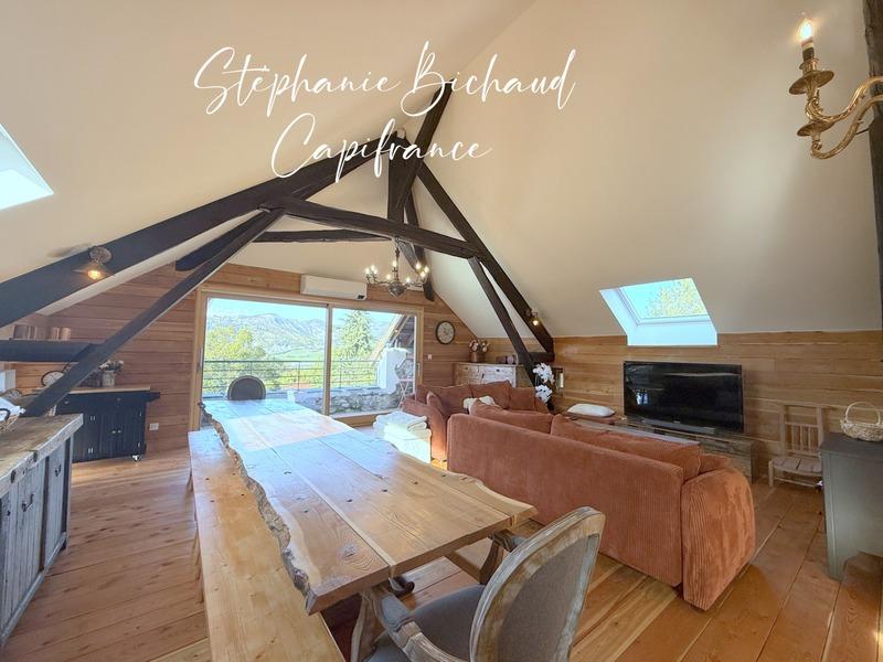 Maison - 169 m² - 6 pièces