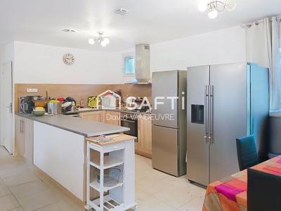 Maison - 82 m² - 5 pièces