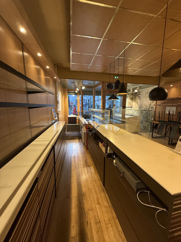 Appartement - 100 m² - 1 pièce