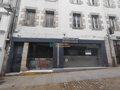 Local commercial - 174 m² - 6 pièces