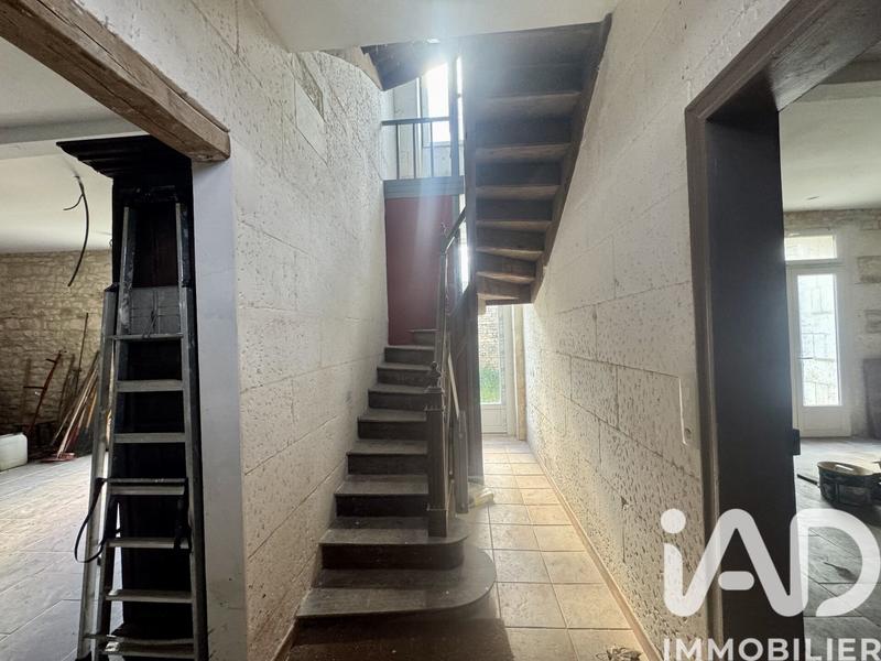 Maison - 300 m² - 10 pièces