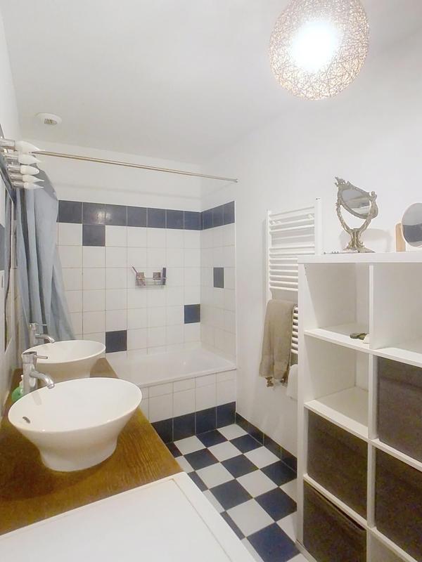 Appartement - 110 m² - 4 pièces