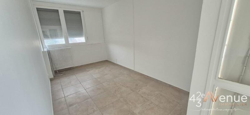 Appartement - 90 m² - 4 pièces