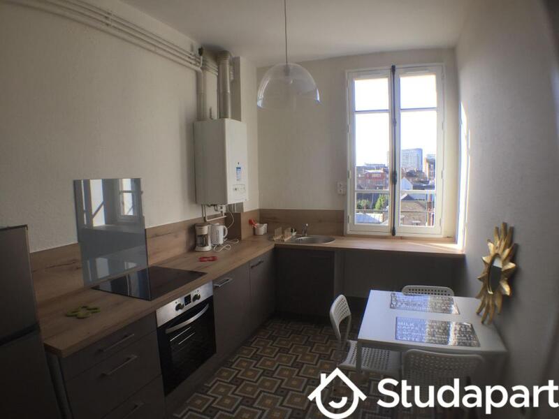 Chambre - 11 m² - 1 pièce