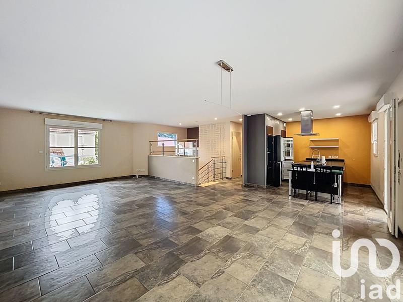 Maison - 170 m² - 6 pièces