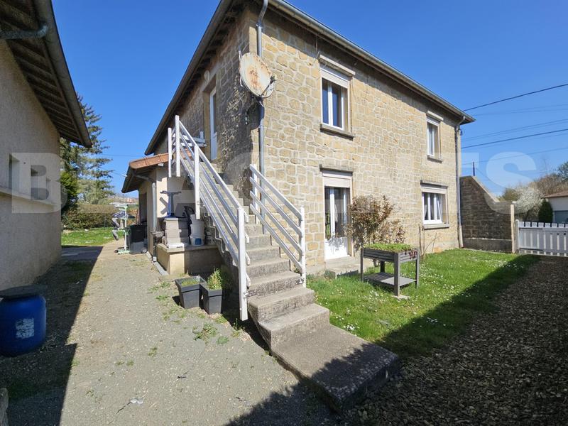 Maison - 215 m² - 7 pièces