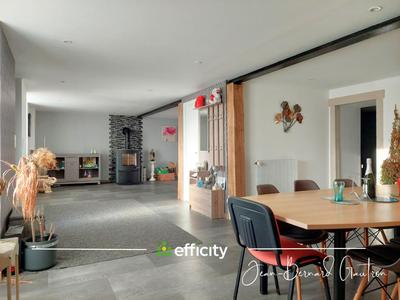 Maison - 176 m² - 6 pièces
