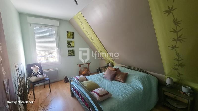 Maison - 102 m² - 4 pièces