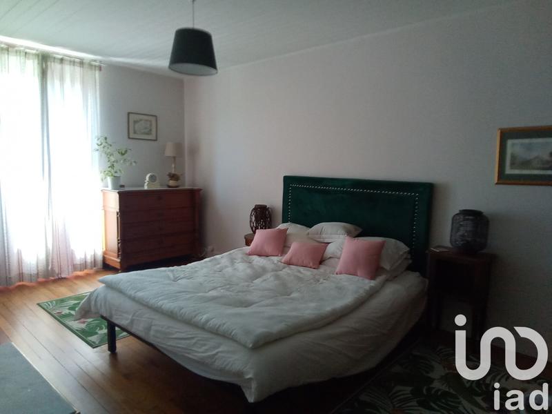 Maison - 254 m² - 7 pièces