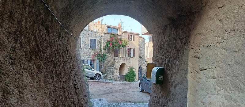 Maison de village - 95 m² - 7 pièces