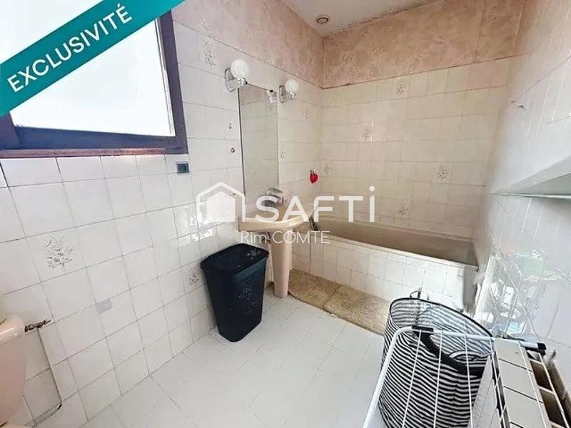 Maison - 90 m² - 5 pièces