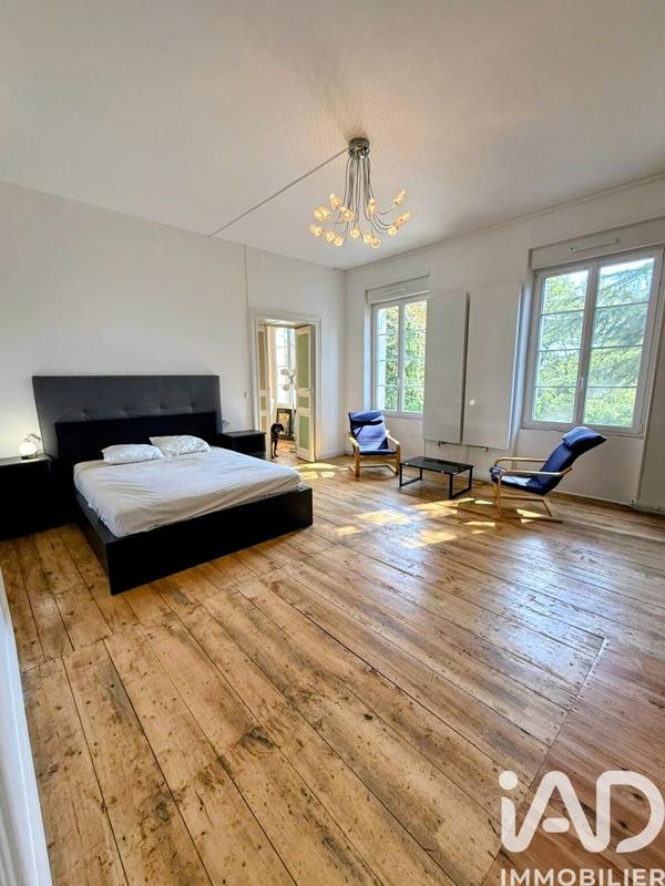 Château - 480 m² - 12 pièces