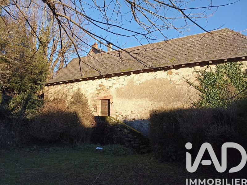 Maison - 330 m² - 6 pièces