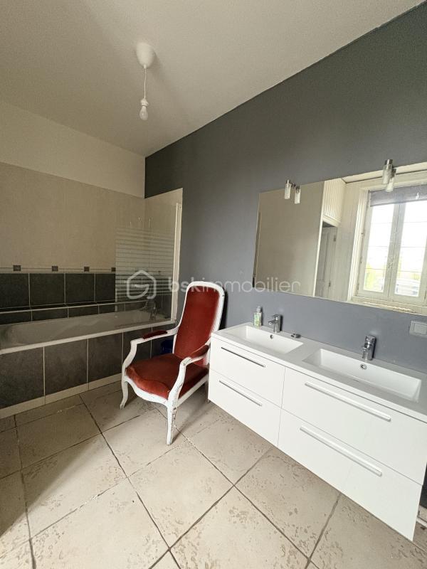 Maison - 138 m² - 6 pièces