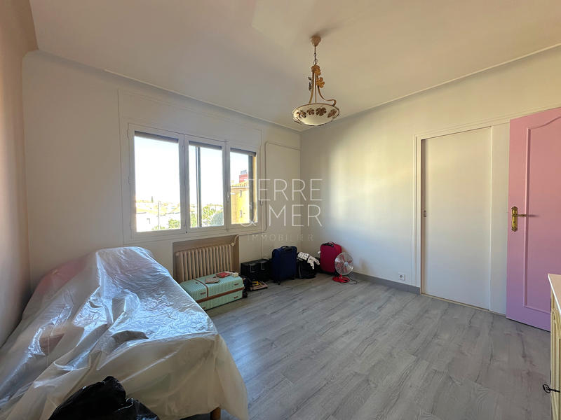 Appartement - 98 m² - 4 pièces